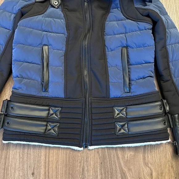 Blanc noir Blue and Black Puffer Jacket with Faux Fur Collar - Picture 2 of 8